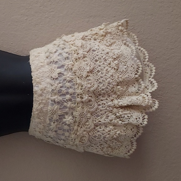 Vanilla Star Crochet Style Shorts Fully Lined - Picture 1 of 10